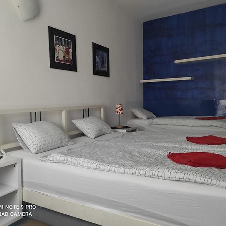 Apartment Maximilian Bratislava Eksteriør billede