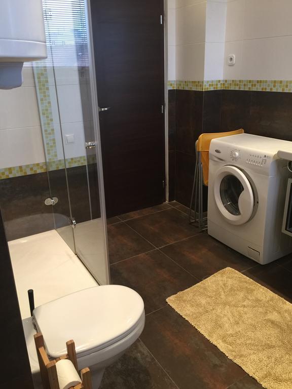 Apartment Maximilian Bratislava Eksteriør billede
