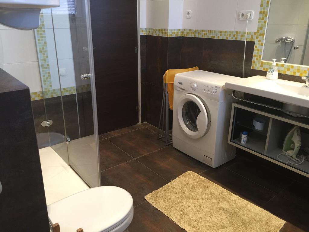 Apartment Maximilian Bratislava Eksteriør billede