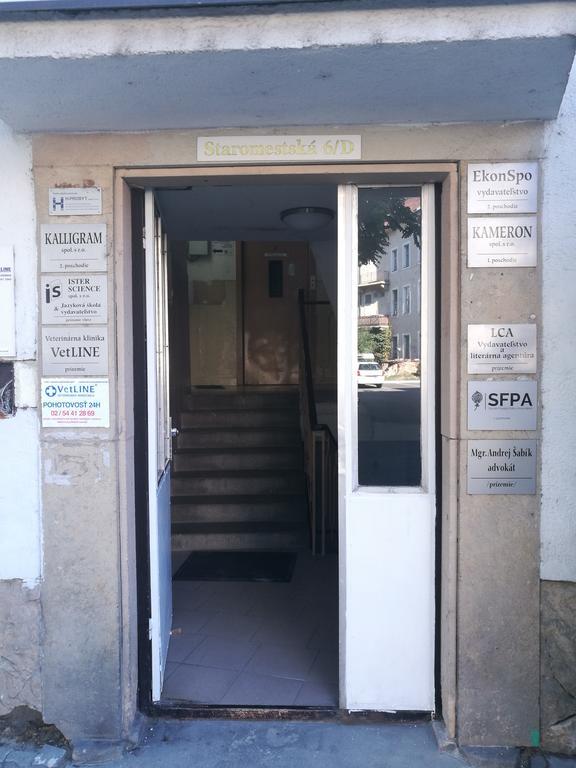 Apartment Maximilian Bratislava Eksteriør billede